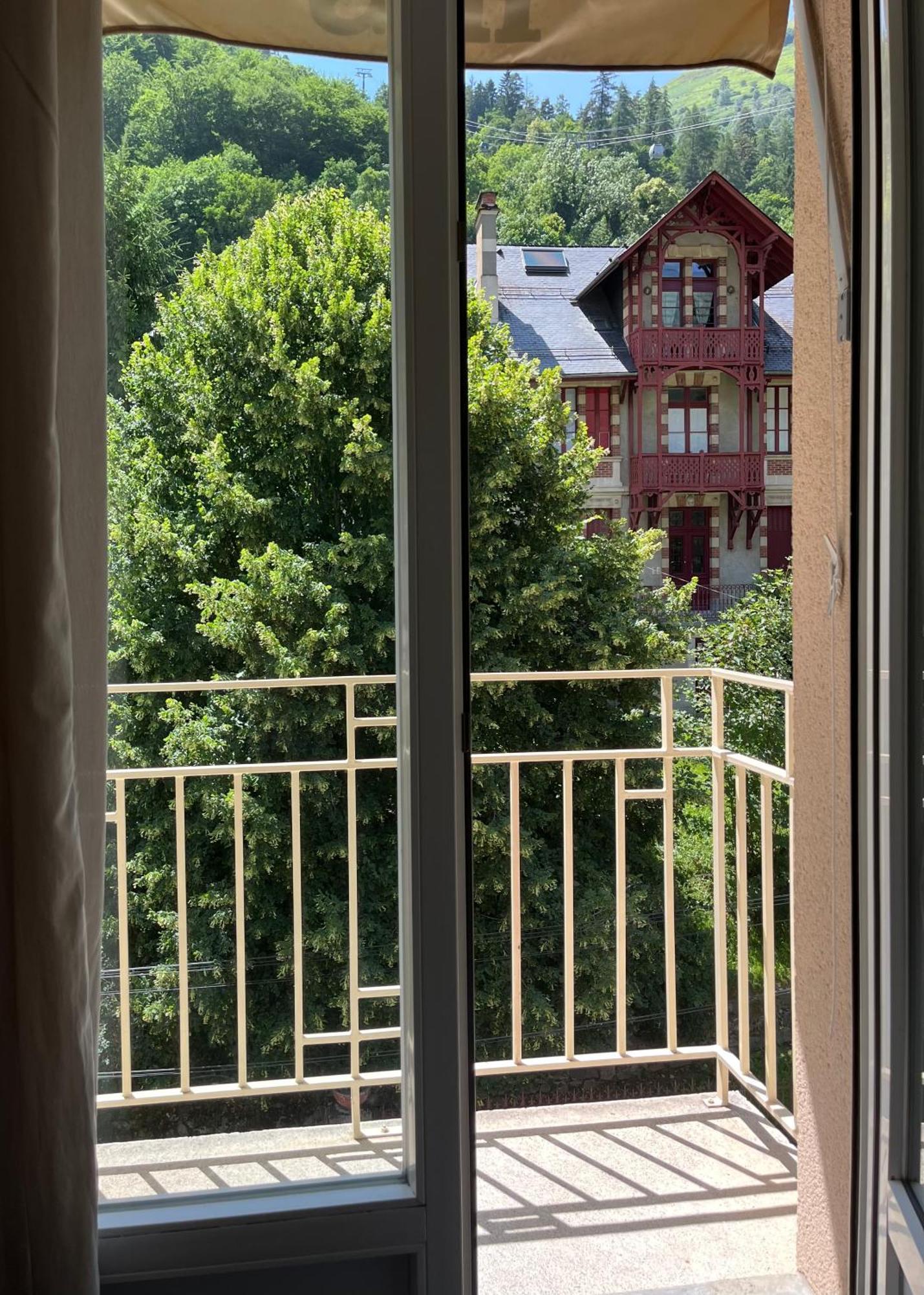Astérides Sacca Hotel 3*