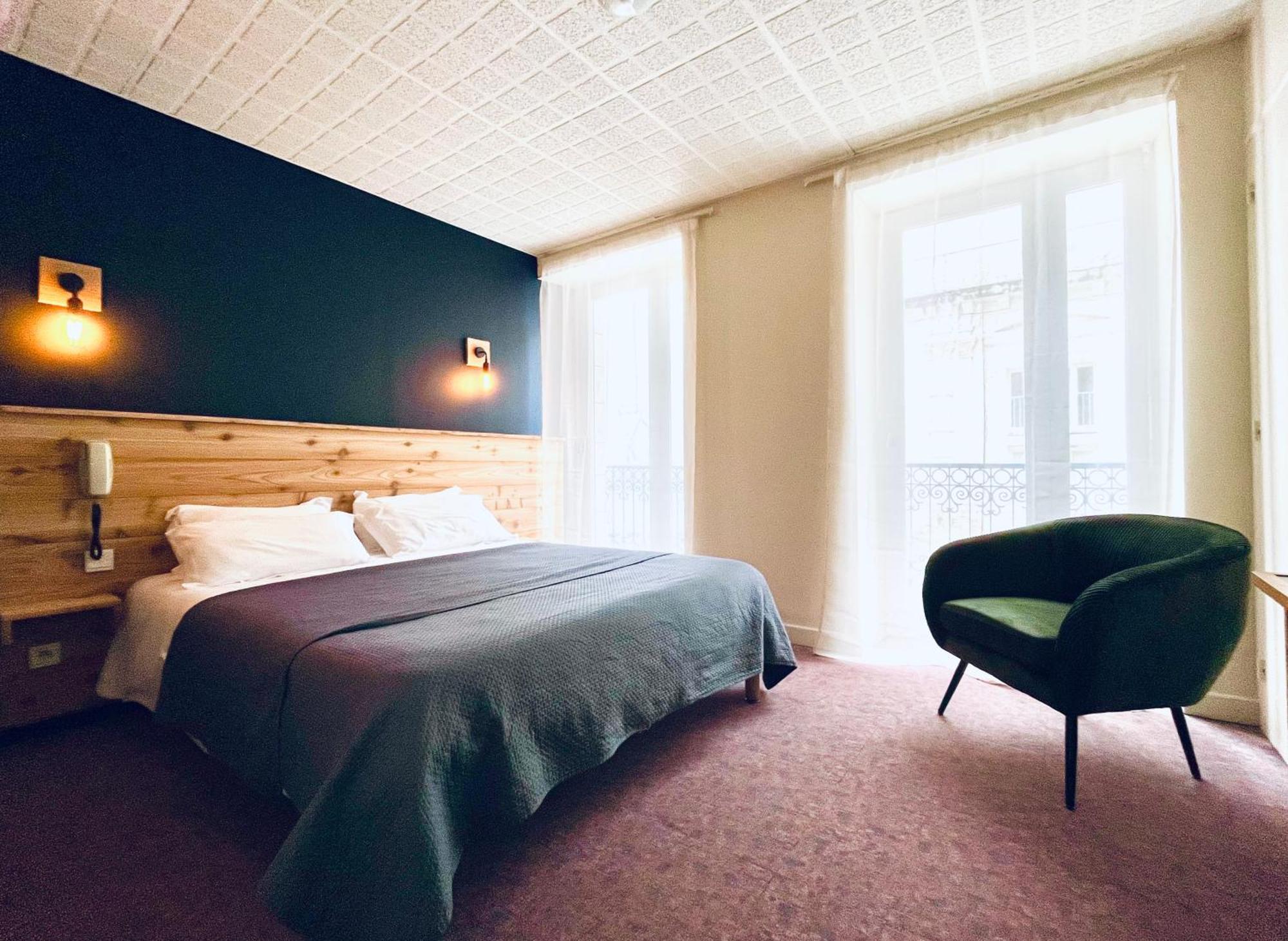 Le Sacca, Nouvelle Equipe Hotel Cauterets