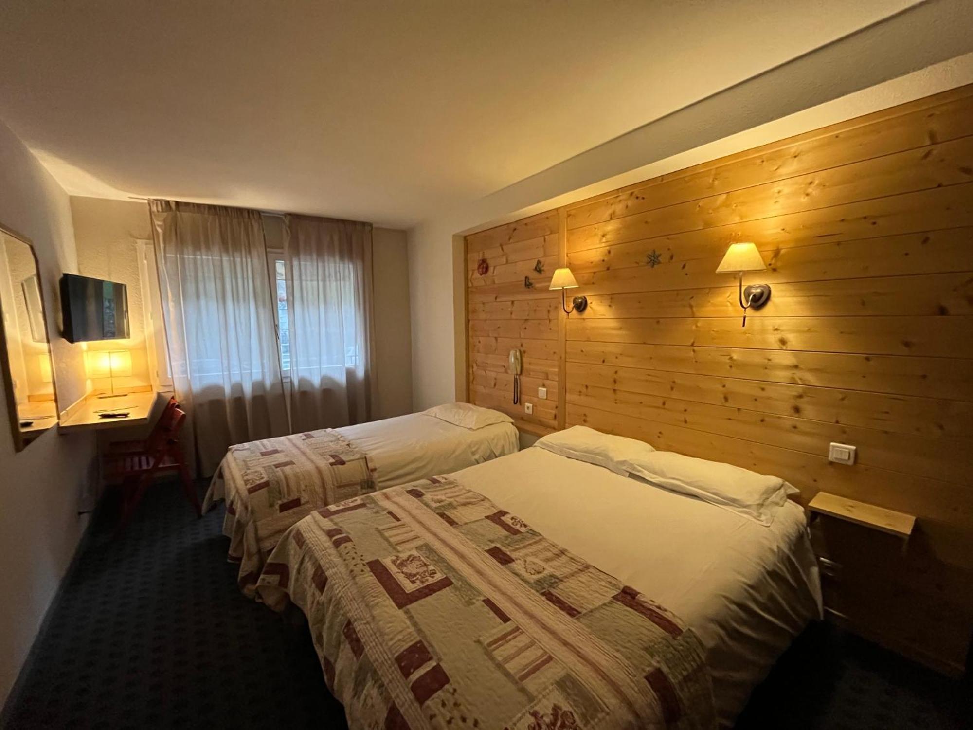 Astérides Sacca Hotel 3*